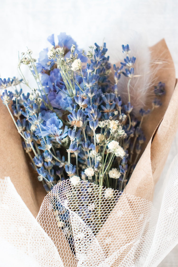 Petite Bouquet - Dried Lavender (Lavandula) Arrangement