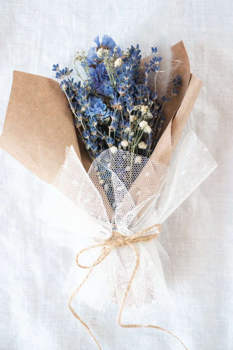 Petite Bouquet - Dried Lavender (Lavandula) Arrangement