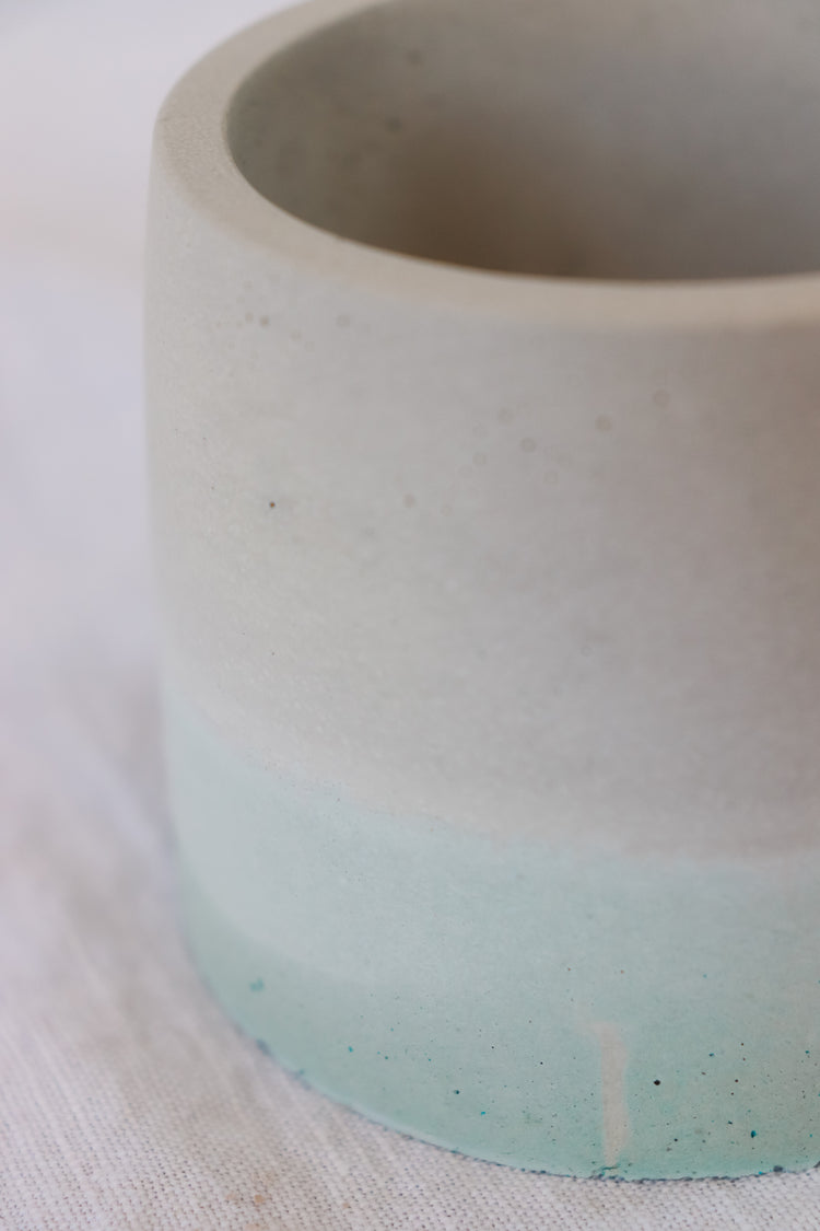 Aqua Concrete Plant Pot - Round