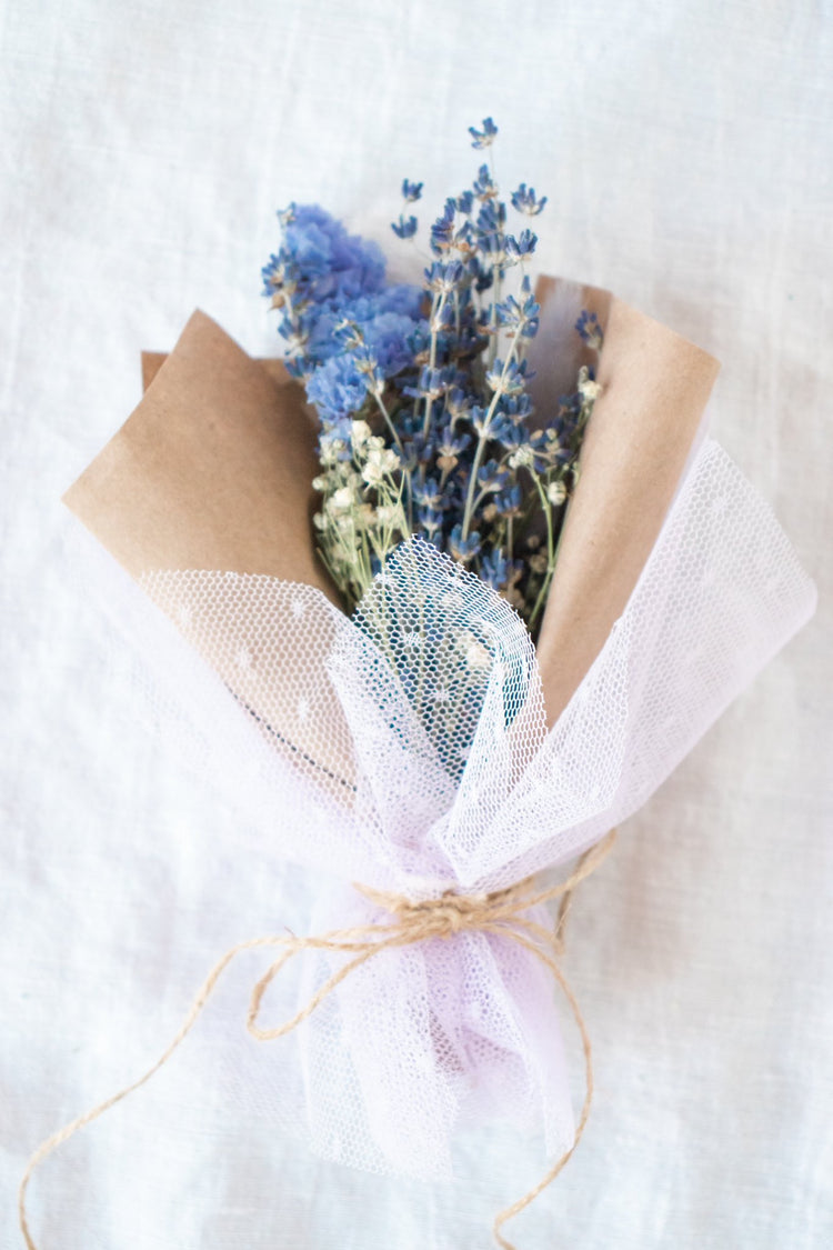 Petite Bouquet - Dried Lavender (Lavandula) Arrangement